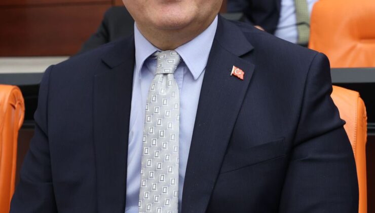 Milletvekili Mustafa Canbey’den Yeni Yıl Mesajı: 2026, Dayanışmayla Güçlendiğimiz Bir Yıl Olacak