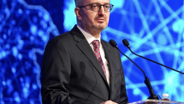 İletişim Başkanı Duran: Yapay Zekâ Gazetecilikte Özne Değil İmkândır