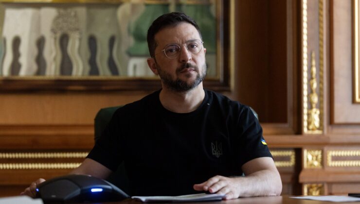 Zelenskiy’den Savaşın 4’üncü Yıl Dönümü Mesajı: “Devletimizi Kaybetmedik”