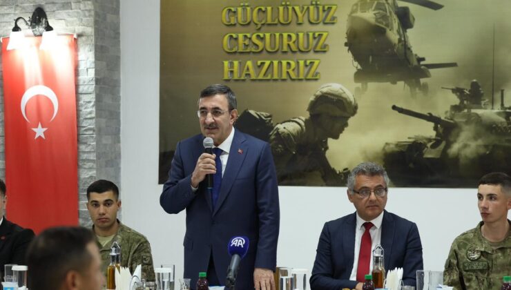 Cevdet Yılmaz KKTC’de Mehmetçik İle İftarda Buluştu