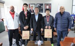 Ağrı Spor İl Müdürü Ahmet Çelebi Başarılı Boksörleri Tebrik Etti