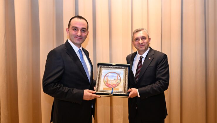 Vali Hulusi Şahin’den Yargıtay’a Atanan Başsavcı Kahveci onuruna Veda Yemeği