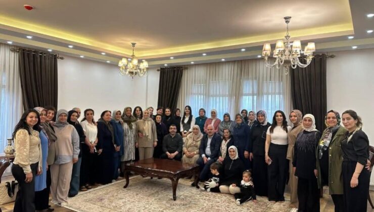 AK Parti Kars Teşkilatı’ndan Milletvekili Çalkın’a Bayram Ziyareti