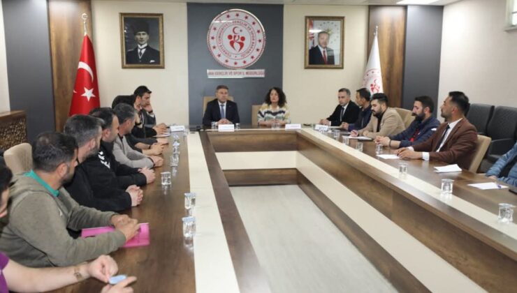 Van’da Spor Kulüpleri Bilgilendirme Toplantısı Düzenlendi