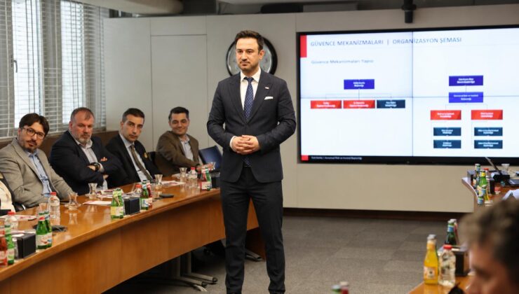 Türk Kızılay Ev Sahipliğinde Kritik Kurumların Katılımıyla Risk ve Güvence Toplantısı Gerçekleştirildi