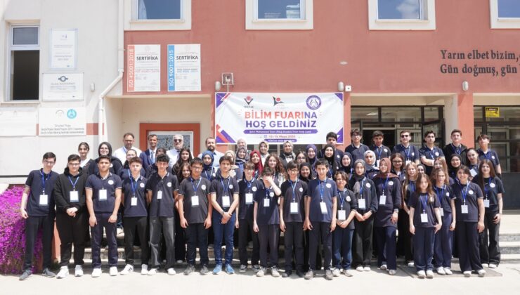 Çiftlikköy’de Bilim Coşkusu: TÜBİTAK 4006 Bilim Fuarı Büyük İlgi Gördü