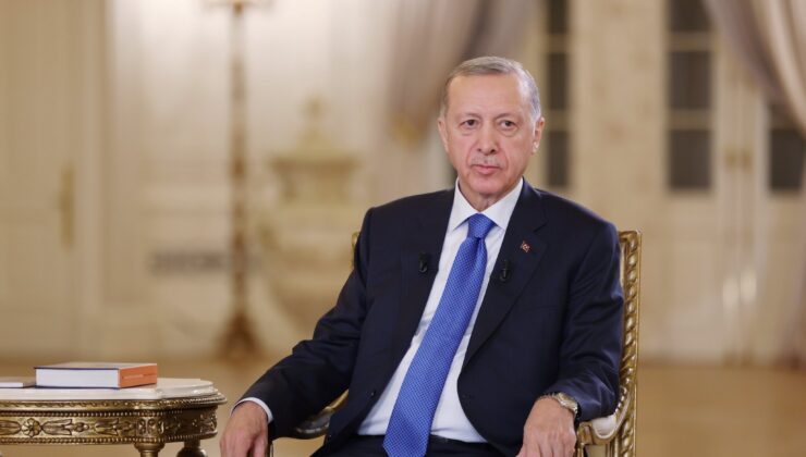 Cumhurbaşkanı Erdoğan: AK Parti’nin Çeyrek Asrı Türkiye İçin Tarihi Bir Dönüşümdür