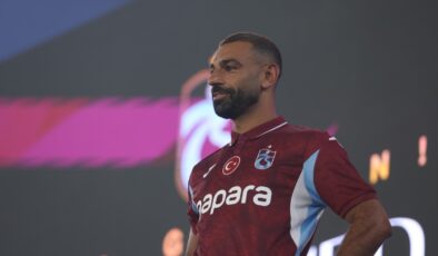 Mohamed Salah Trabzonspor’da: Papara Park’ta Görkemli İmza Töreni